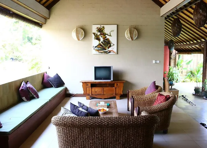 Beachhouse Villa *